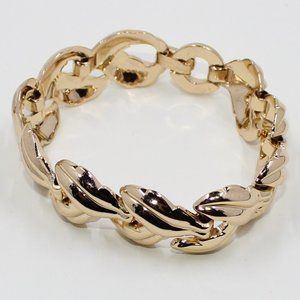 Trifari Gold Tone 7 1/2" Leaf Pattern Bracelet with Snug Clasp
